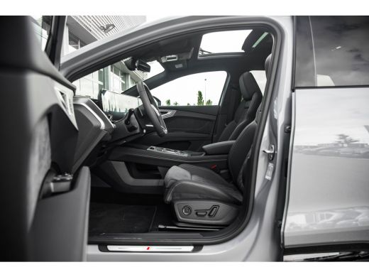 Audi Q4 e-tron S edition | 3-zone airconditioning | Achterklep, automatisch bedienbaar | Achteruitrijcamera ActivLease financial lease