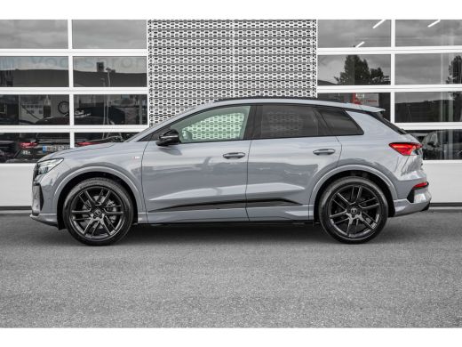 Audi Q4 e-tron S edition | 3-zone airconditioning | Achterklep, automatisch bedienbaar | Achteruitrijcamera ActivLease financial lease