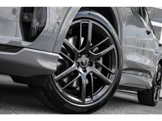 Audi Q4 e-tron S edition | 3-zone airconditioning | Achterklep, automatisch bedienbaar | Achteruitrijcamera ActivLease financial lease
