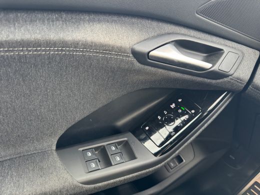 Audi Q6 e-tron S edition quattro 100 kWh 429pk Winterpakket | 360 Area view camera | Glazen panoramadak ActivLease financial lease