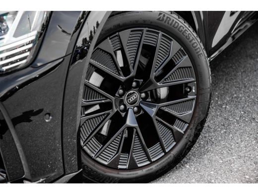 Audi Q8 Sportback e-tron 55 quattro S line | Massage | Luchtvering | Panoramadak | Stoelventilatie | 360 Camera | ActivLease financial lease