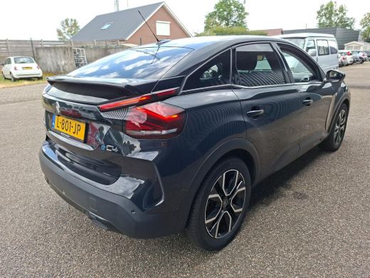 Citroën &euml;-C4 Shine 50 kWh | Achterbank in delen neerklapbaar | Achterbank met armsteun en skiluik | Achteropko... ActivLease financial lease