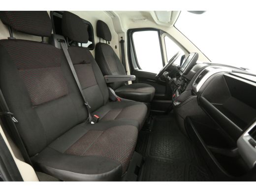 Citroën Jumper Peugeot Boxer 2.2 BlueHDi 165PK L2H1 | Airco | Cruise | Camera | 3 Zits | Trekhaak | Carplay ActivLease financial lease