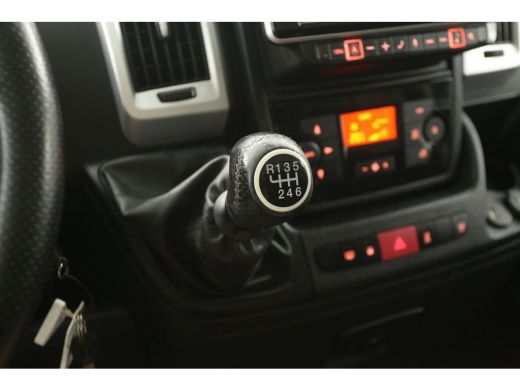 Citroën Jumper Peugeot Boxer 2.2 BlueHDi 165PK L2H1 | Airco | Cruise | Camera | 3 Zits | Trekhaak | Carplay ActivLease financial lease