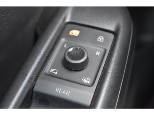 CUPRA Born 62kWh Impulse 204PK | Warmtepomp | BeatsAudio | Cargo pakket | Verwarmbaar stuurwiel ActivLease financial lease