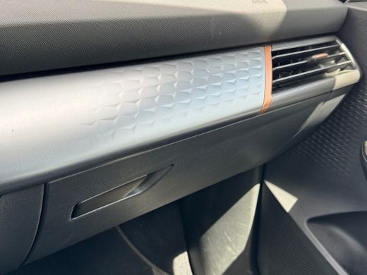 CUPRA Born Adrenaline One 62 kWh 204pk Navigatiesysteem | Parkeersensoren achter & voor | Verwarmbare voorst... ActivLease financial lease