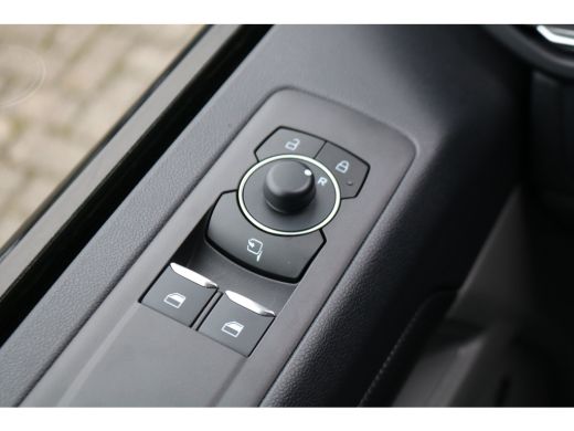 Ford E-Transit Custom 340 L2 H1 Limited 71kWh 2x schuifdeur (Wordt verwacht) ActivLease financial lease