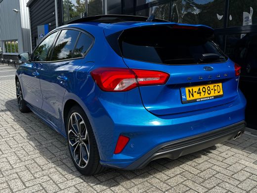 Ford Focus 1.0 155 PK Hybrid ST Line X | ELEK. SCHUIF/KANTELDAK| HEAD-UP DISPLAY| ADAPTIEVE CRUISE CONTROL| ... ActivLease financial lease