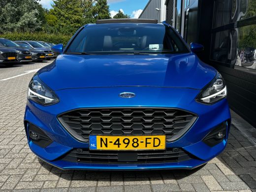 Ford Focus 1.0 155 PK Hybrid ST Line X | ELEK. SCHUIF/KANTELDAK| HEAD-UP DISPLAY| ADAPTIEVE CRUISE CONTROL| ... ActivLease financial lease
