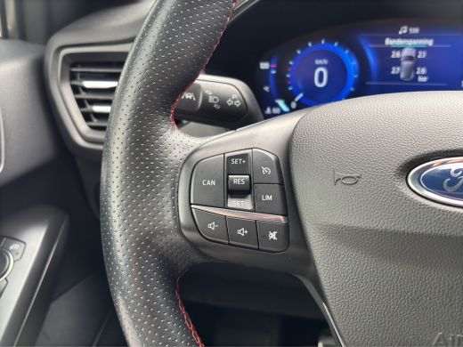 Ford Focus Wagon 1.0 Hybrid ST Line X 155pk | Winter Pack | Camera | Cruise Control | Apple Carplay | Elek. ... ActivLease financial lease