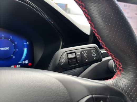 Ford Focus Wagon 1.0 Hybrid ST Line X 155pk | Winter Pack | Camera | Cruise Control | Apple Carplay | Elek. ... ActivLease financial lease