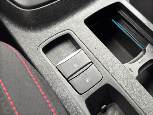 Ford Focus Wagon 1.0 Hybrid ST Line X 155pk | Winter Pack | Camera | Cruise Control | Apple Carplay | Elek. ... ActivLease financial lease