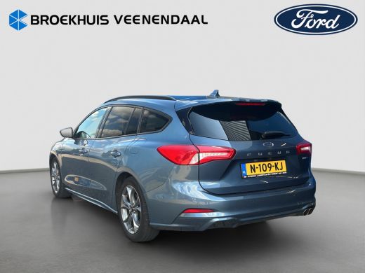 Ford Focus Wagon 1.0 Hybrid ST Line X 155pk | Winter Pack | Camera | Cruise Control | Apple Carplay | Elek. ... ActivLease financial lease