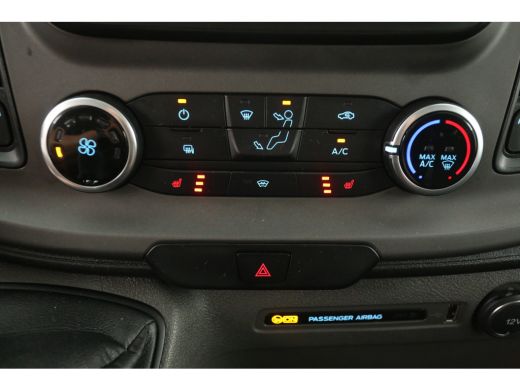 Ford Transit Custom 2.0 TDCI L2H1 | Airco | Camera | Cruise | 3 Zits | Trekhaak | 2xSchuifdeur | Parkeersens. ActivLease financial lease