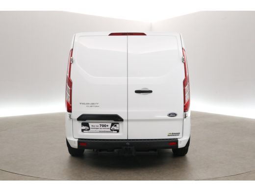Ford Transit Custom 2.0 TDCI L2H1 | Airco | Camera | Cruise | 3 Zits | Trekhaak | 2xSchuifdeur | Parkeersens. ActivLease financial lease