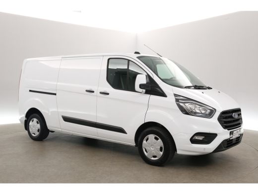 Ford Transit Custom 2.0 TDCI L2H1 | Airco | Camera | Cruise | 3 Zits | Trekhaak | 2xSchuifdeur | Parkeersens. ActivLease financial lease