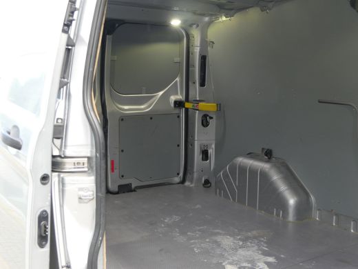 Ford Transit Custom 290 2.0 TDCI L2H1 Trend | Trekhaak | Laadruimte Pakket | Cruise Control | Parkeersensoren | Bluet... ActivLease financial lease