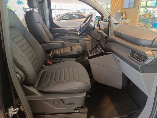 Ford Transit Custom Tourneo 340 2.5 PHEV L2H1 Titanium X ActivLease financial lease