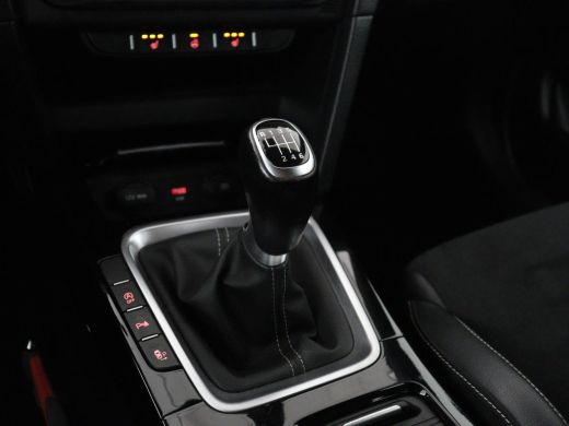 Kia Ceed Sportswagon 1.5 T-GDi GT-Line Business Edition | Leder/ alcantara | Stuur/stoel verwarming | Carplay | Camera... ActivLease financial lease