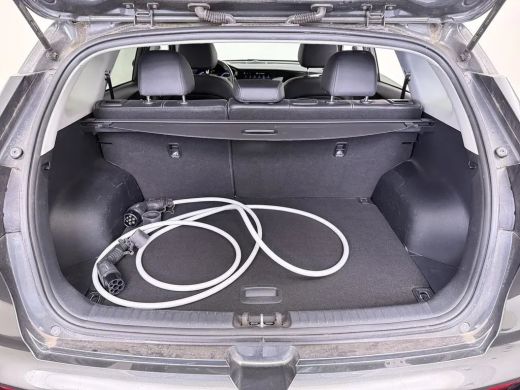 Kia e-Niro DynamicPlusLine 64 kWh | schuif-/kanteldak | Stuurwiel- Voorstoelen verwarmd | Parkeersensoren | ... ActivLease financial lease