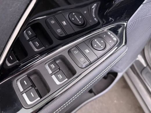 Kia e-Niro DynamicPlusLine 64 kWh | schuif-/kanteldak | Stuurwiel- Voorstoelen verwarmd | Parkeersensoren | ... ActivLease financial lease