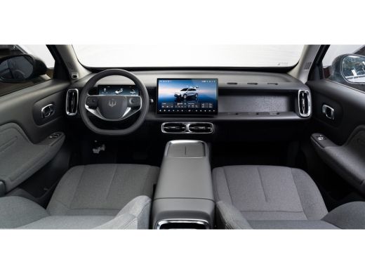 Leapmotor B10 Life Pro 56.2 kWh | Panoramadak | Rondomzicht camera | Achteruitrijcamera | Carplay | Adaptieve c... ActivLease financial lease