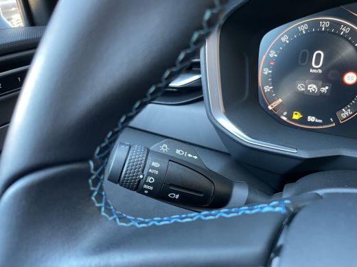 Lynk & Co 01 1.5 261PK | Org. NL | BTW Auto | Pano | Memory | Adap. Cruise ActivLease financial lease