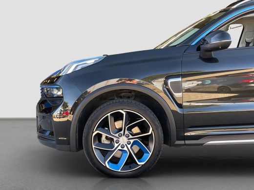 Lynk & Co 01 1.5 261PK | Org. NL | BTW Auto | Pano | Memory | Adap. Cruise ActivLease financial lease