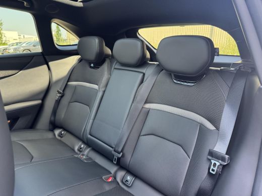 Mazda CX-6e Takumi 78 kWh | Nu met gratis trekhaak! | Stoelverwarming/Verkoeling | Stuurverwarming | 360* Cam... ActivLease financial lease