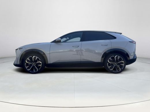 Mazda CX-6e Takumi 78 kWh | Nu met gratis trekhaak! | Stoelverwarming/Verkoeling | Stuurverwarming | 360* Cam... ActivLease financial lease