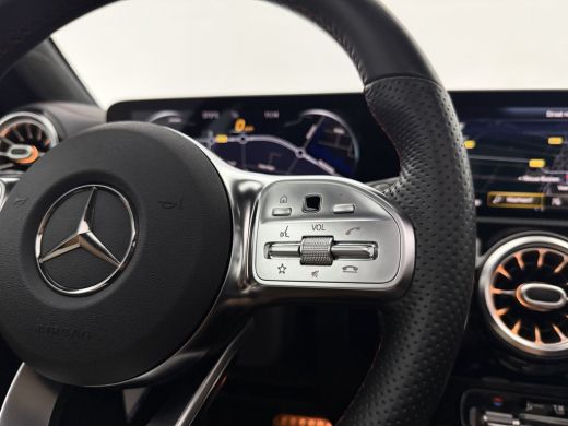 Mercedes-Benz CLA 180 AMG Night Pakket | Pano | Virtual | Camera | Burmester | Sfeer | Keyless | NAP ActivLease financial lease