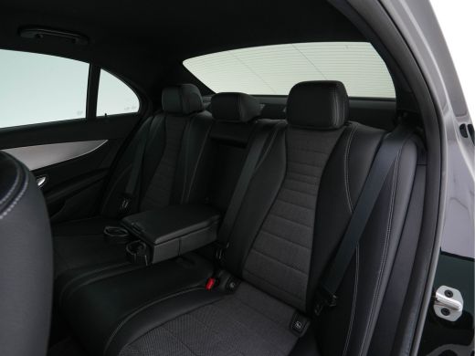 Mercedes-Benz E-Klasse 300 de Exclusive Line (Plug-in) (INCL.BTW) Aut. *LEATHER-FABRIC | FULL-LED | AMBIENTLIGHT | CAMER... ActivLease financial lease