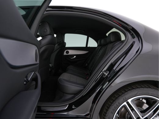 Mercedes-Benz E-Klasse 300 de Exclusive Line (Plug-in) (INCL.BTW) Aut. *LEATHER-FABRIC | FULL-LED | AMBIENTLIGHT | CAMER... ActivLease financial lease