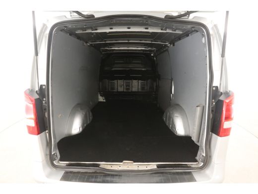 Mercedes-Benz Vito 114 CDI Lang | Automaat | Airco | Cruise | Camera | Navi | 3 Zits | Trekhaak ActivLease financial lease