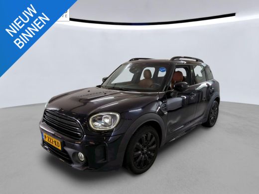 Mini Countryman 1.5 Cooper Business Edition NL-AUTO | LEDER | CAMERA ActivLease financial lease