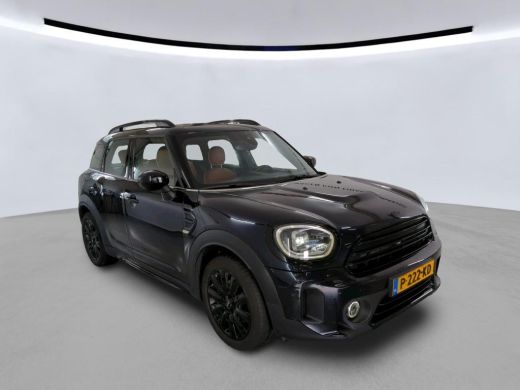 Mini Countryman 1.5 Cooper Business Edition NL-AUTO | LEDER | CAMERA ActivLease financial lease