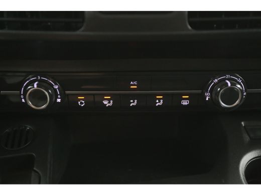 Opel Combo Elektrisch 50 kWh L2 | Snelladen | SOH 93% | 3 Zits | Airco | Cruise | Carplay | Navi | Parkeersens. ActivLease financial lease