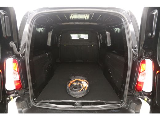 Opel Combo Elektrisch 50 kWh L2 | Snelladen | SOH 93% | 3 Zits | Airco | Cruise | Carplay | Navi | Parkeersens. ActivLease financial lease
