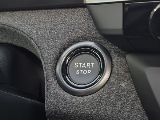 Opel Grandland 1.6 Turbo Plug-in-Hybrid GS Panoramadak | Trekhaak afneembaar | Keyless entry en start | LMV 19 i... ActivLease financial lease