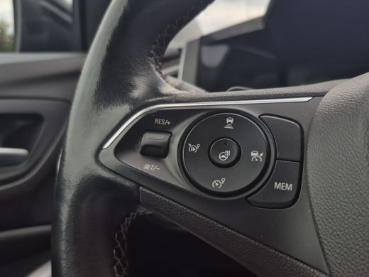 Opel Grandland 1.6 Turbo Plug-In Hybrid Ultimate | Lederen bekleding | Apple carplay en Android auto | Adaptive ... ActivLease financial lease