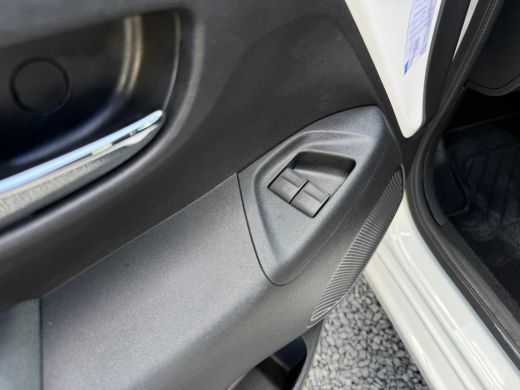 Peugeot 108 1.0 e-VTI Allure AUTOMAAT | APPLE CARPLAY/ANDROID AUTO| AIRCO| MISTLAMPEN VOOR| START/STOP SYSTEEM ActivLease financial lease