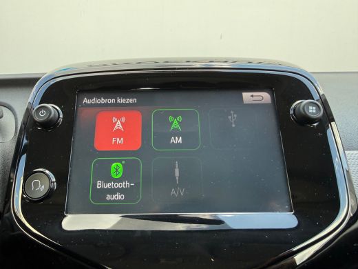 Peugeot 108 1.0 e-VTI Allure AUTOMAAT | APPLE CARPLAY/ANDROID AUTO| AIRCO| MISTLAMPEN VOOR| START/STOP SYSTEEM ActivLease financial lease
