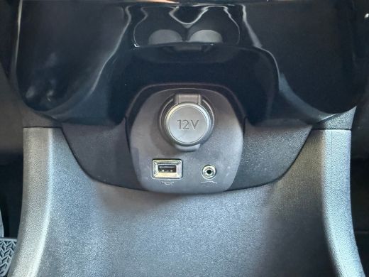 Peugeot 108 1.0 e-VTI Allure AUTOMAAT | APPLE CARPLAY/ANDROID AUTO| AIRCO| MISTLAMPEN VOOR| START/STOP SYSTEEM ActivLease financial lease
