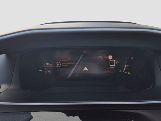 Peugeot 2008 1.2 PureTech GT Pack Panoramadak | Stoelverwarming | Alcantara | Full LED | Camera | Parkeersenso... ActivLease financial lease