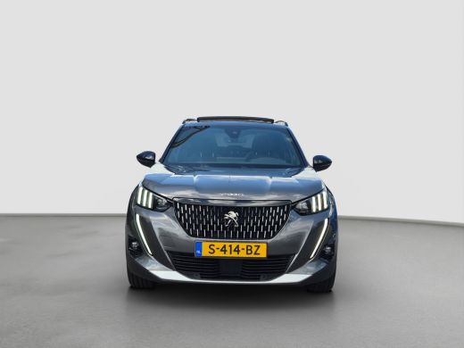 Peugeot 2008 1.2 PureTech GT Pack Panoramadak | Stoelverwarming | Alcantara | Full LED | Camera | Parkeersenso... ActivLease financial lease