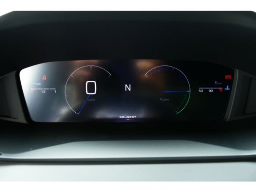 Peugeot 2008 Allure / CAMERA V+A / KEYLESS/ FULL-LED / APPLE- ANDROID CARPLAY /17"LMV / DEAL / NAVI / CLIMA / ... ActivLease financial lease