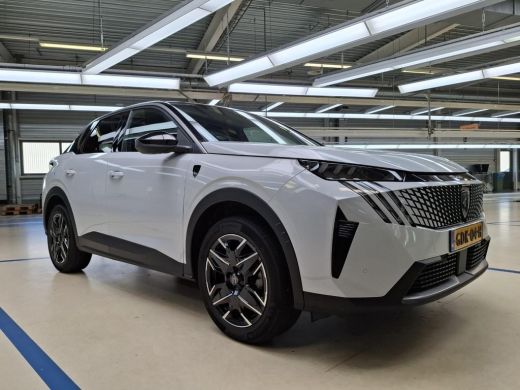 Peugeot 3008 1.2 Hybrid 145 GT | Adaptief Cruise Control  | Keyless-Entry | Stuur/Stoelverwarming | Apple Carp... ActivLease financial lease