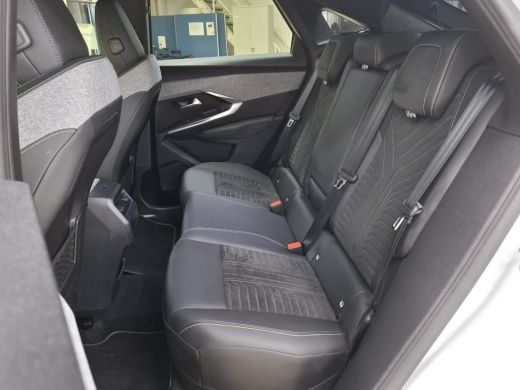 Peugeot 3008 1.2 Hybrid 145 GT | Adaptief Cruise Control  | Keyless-Entry | Stuur/Stoelverwarming | Apple Carp... ActivLease financial lease