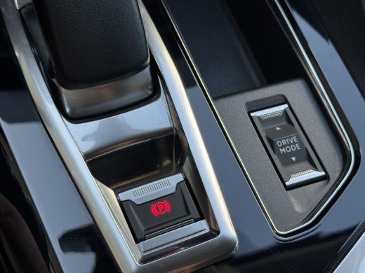 Peugeot 3008 1.6 HYbrid 225 Allure NL-AUTO | FULL-LED | 1/2 LEDER | NAVI CAMERA ActivLease financial lease