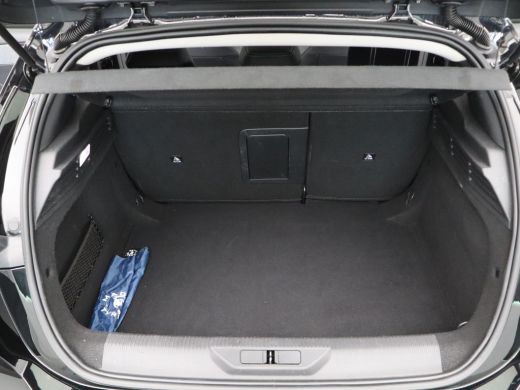 Peugeot 308 1.2 PureTech Allure Pack Business Parkeersenoren Voor en Achter | Dodehoekbewaking | Cruise Contr... ActivLease financial lease